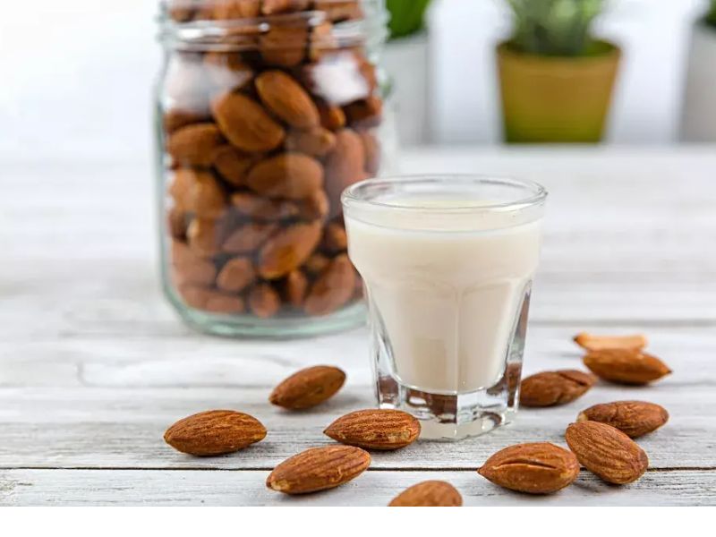 Leche de almendras