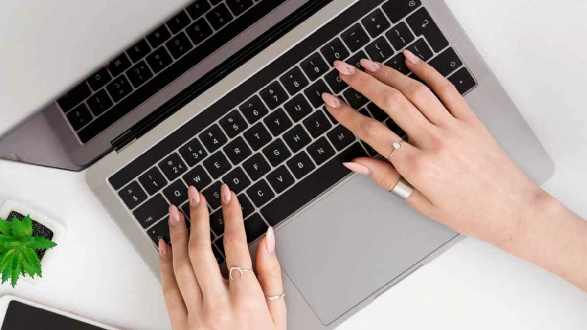 ¿Por qué no funcionan algunas teclas de mi laptop? Causas y soluciones