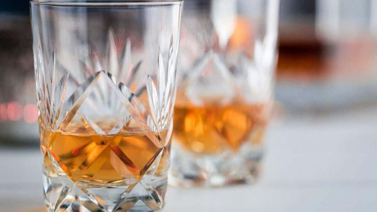 ¿Cuáles son las diferencias entre whisky escocés, irlandés y americano?