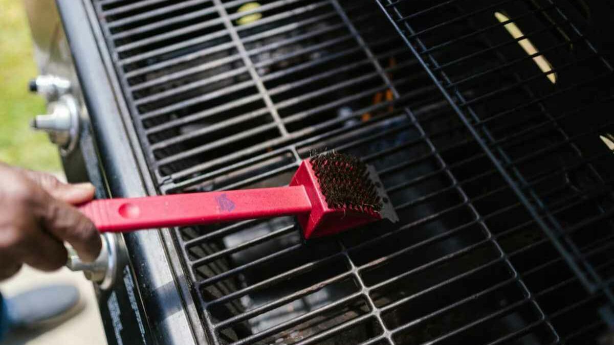 Cómo limpiar una parrilla de manera eficaz.