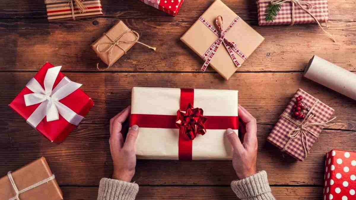 ¿Qué regalar en un intercambio de regalos? Ideas únicas y originales