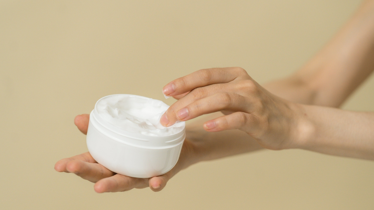 ¿Qué es mejor, usar crema hidratante o humectante?
